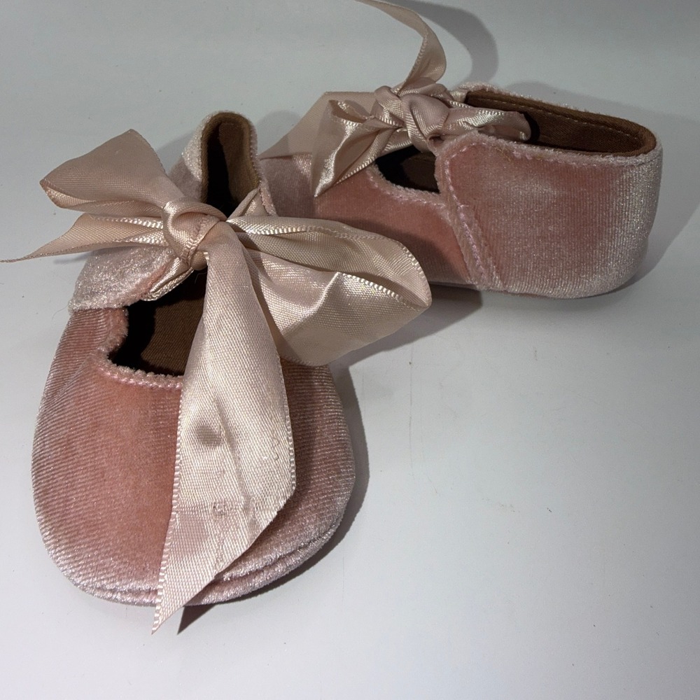 Unbranded Baby Size 2‎ Pink Velvet Ballet Flats Ribbon Tie Coquette Dress Shoes